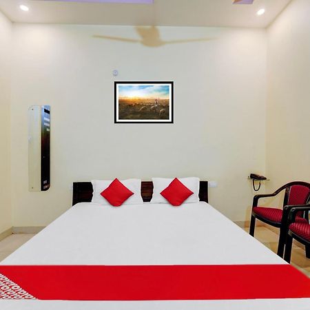 Oyo Flagship Hotel Centre Point Chhapra Exterior foto